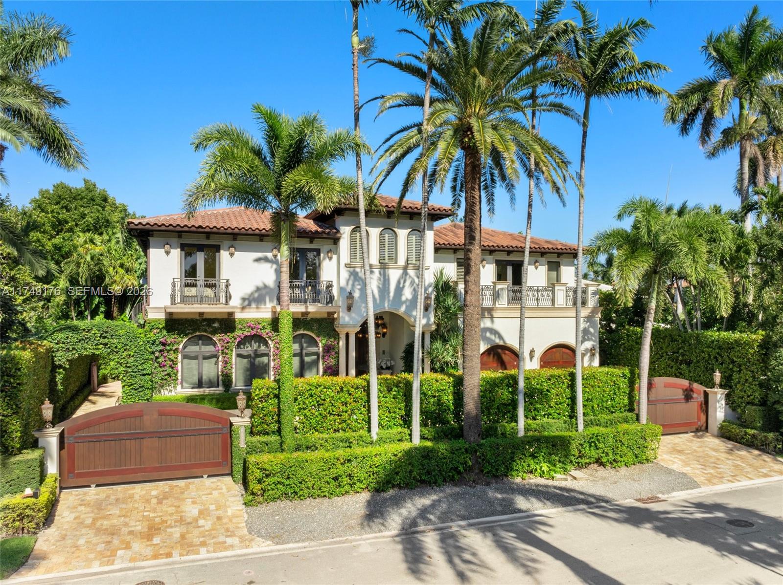 SUNSET ISLANDS - ISLAND N - Residential