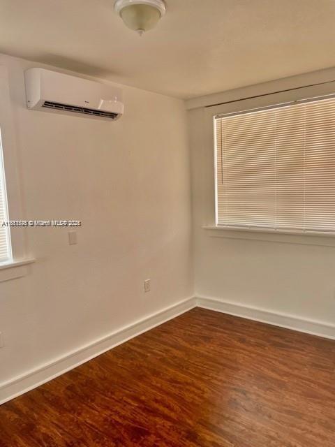 CAROLINA HEIGHTS - Residential Lease