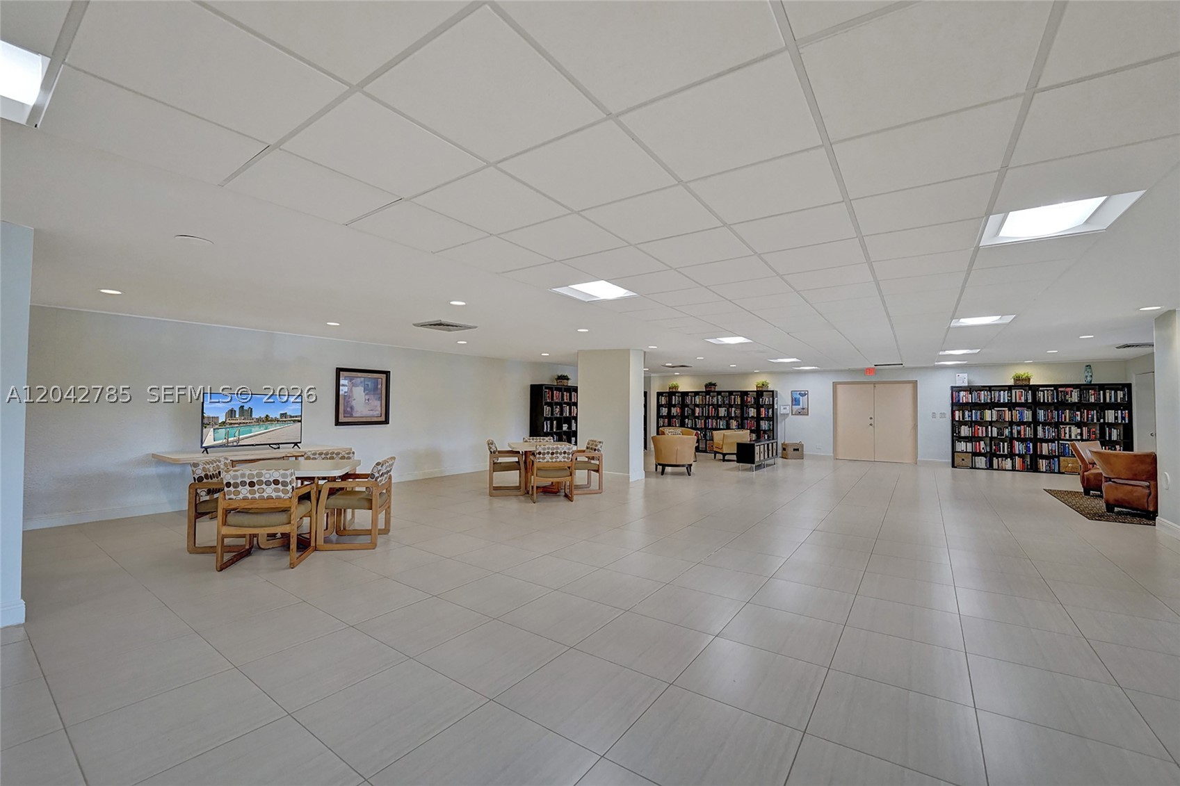 TOWERS OF OCEANVIEW EAST - Residential