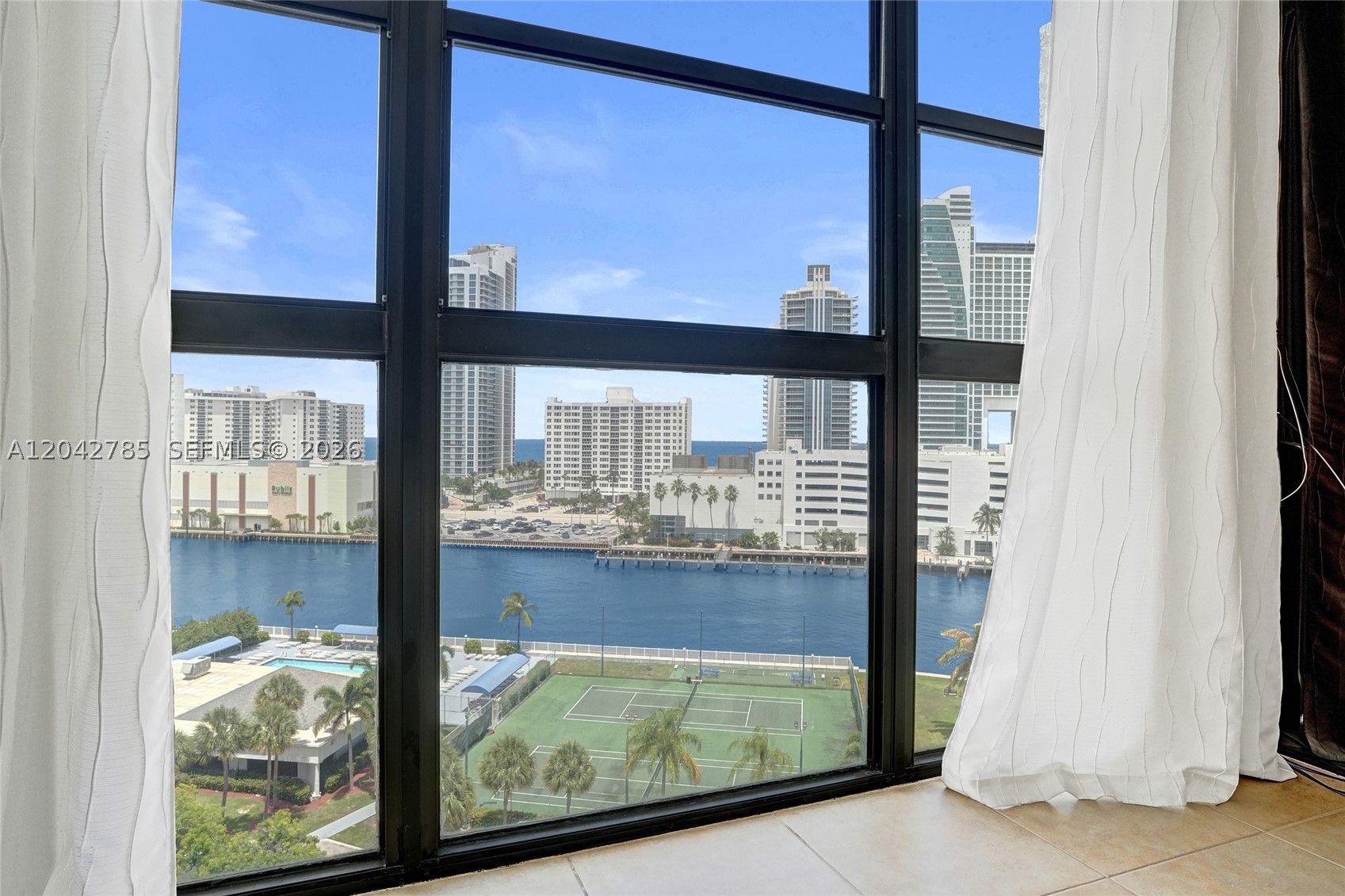 TOWERS OF OCEANVIEW EAST - Residential