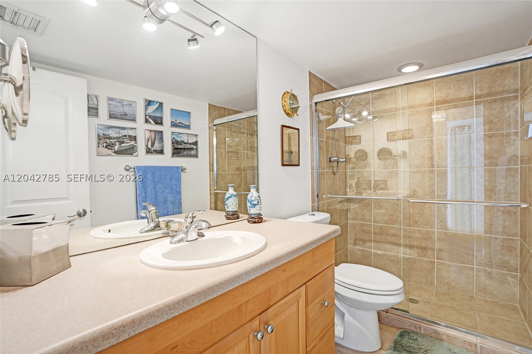 TOWERS OF OCEANVIEW EAST - Residential