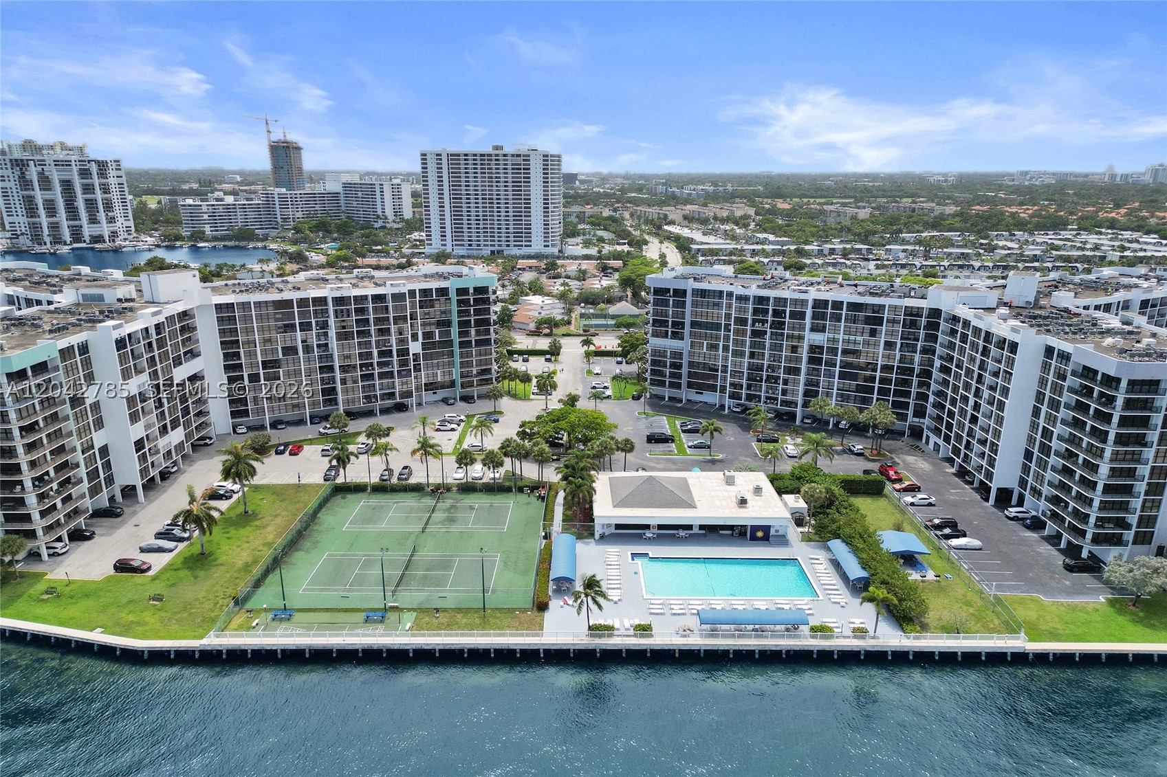 TOWERS OF OCEANVIEW EAST - Residential