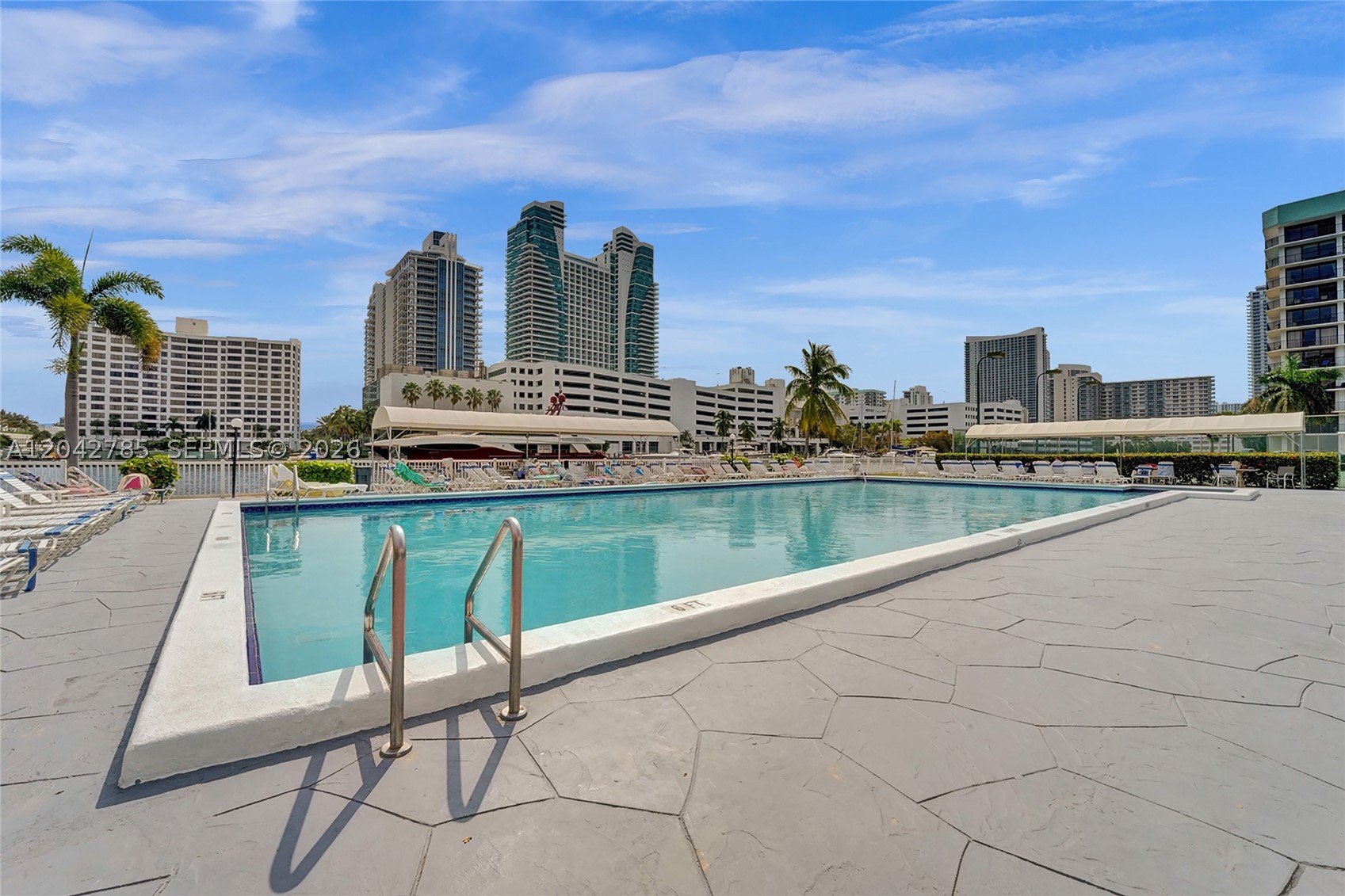 TOWERS OF OCEANVIEW EAST - Residential