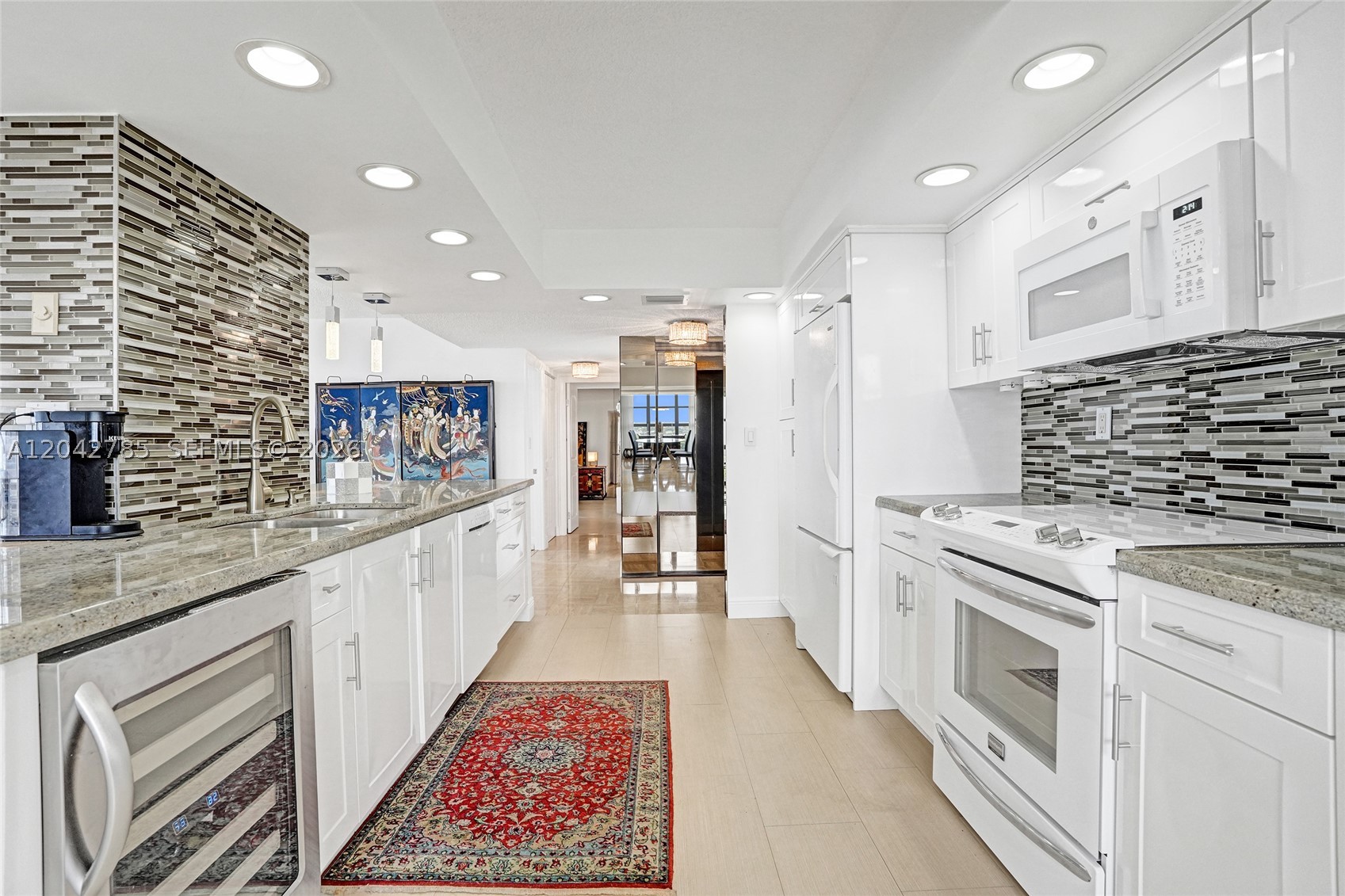 TOWERS OF OCEANVIEW EAST - Residential