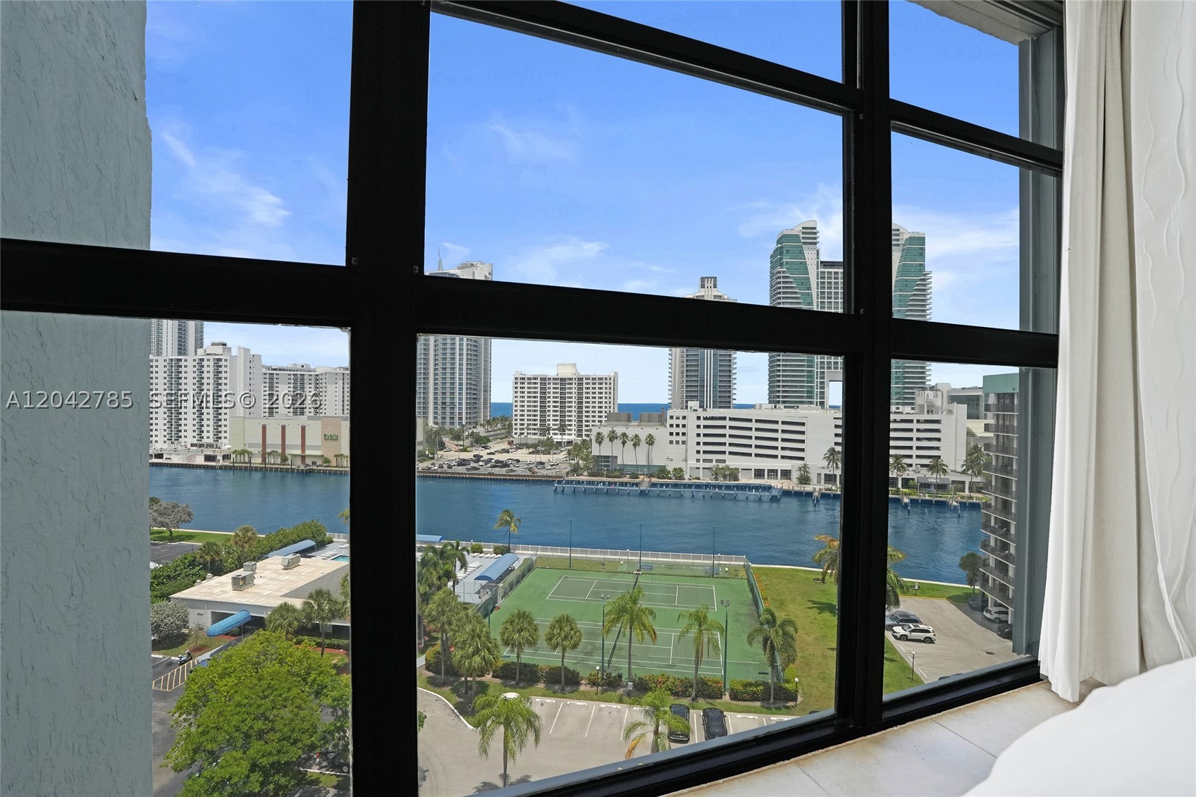 TOWERS OF OCEANVIEW EAST - Residential