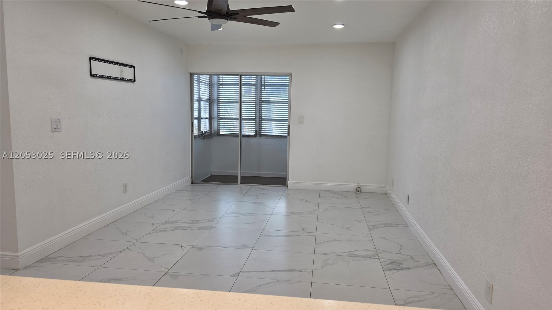 CASTLE APARTMENTS 9 CONDO - Residential Lease