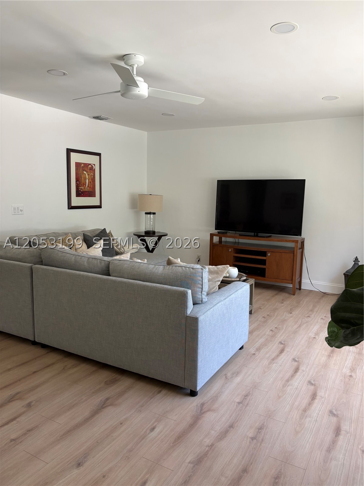 CORAL WOODS - Residential