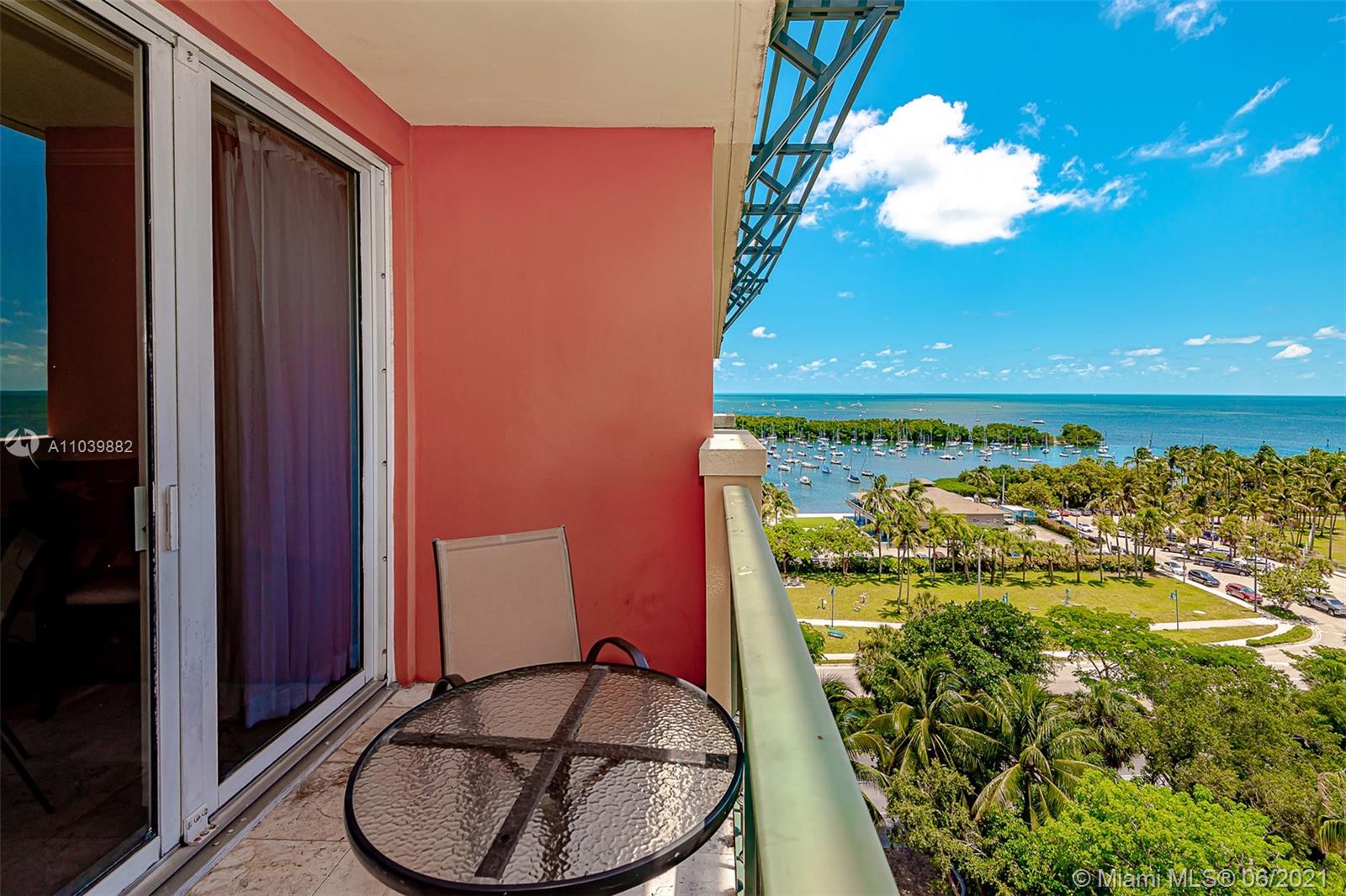 THE MUTINY CONDO - Residential