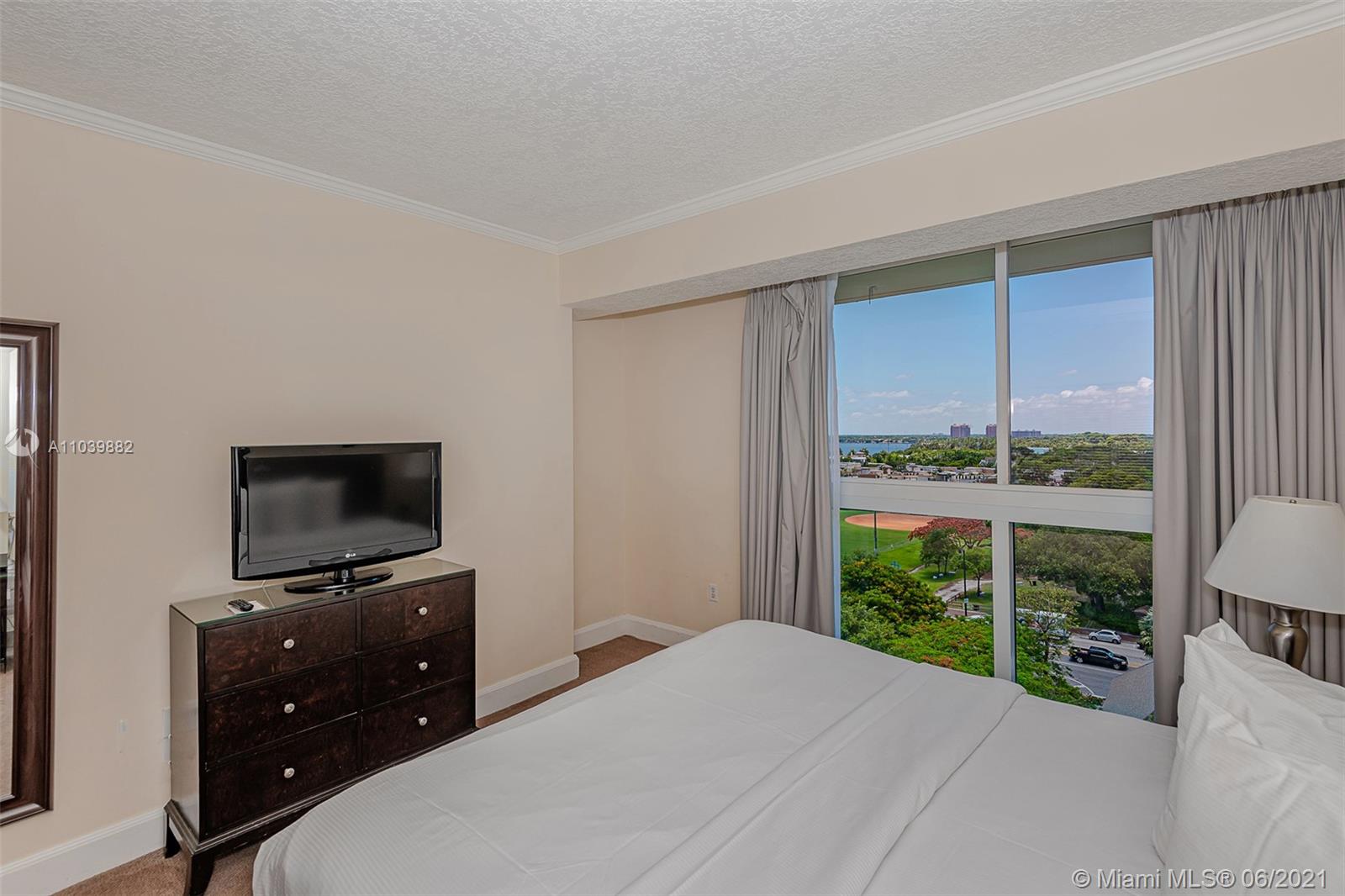 THE MUTINY CONDO - Residential