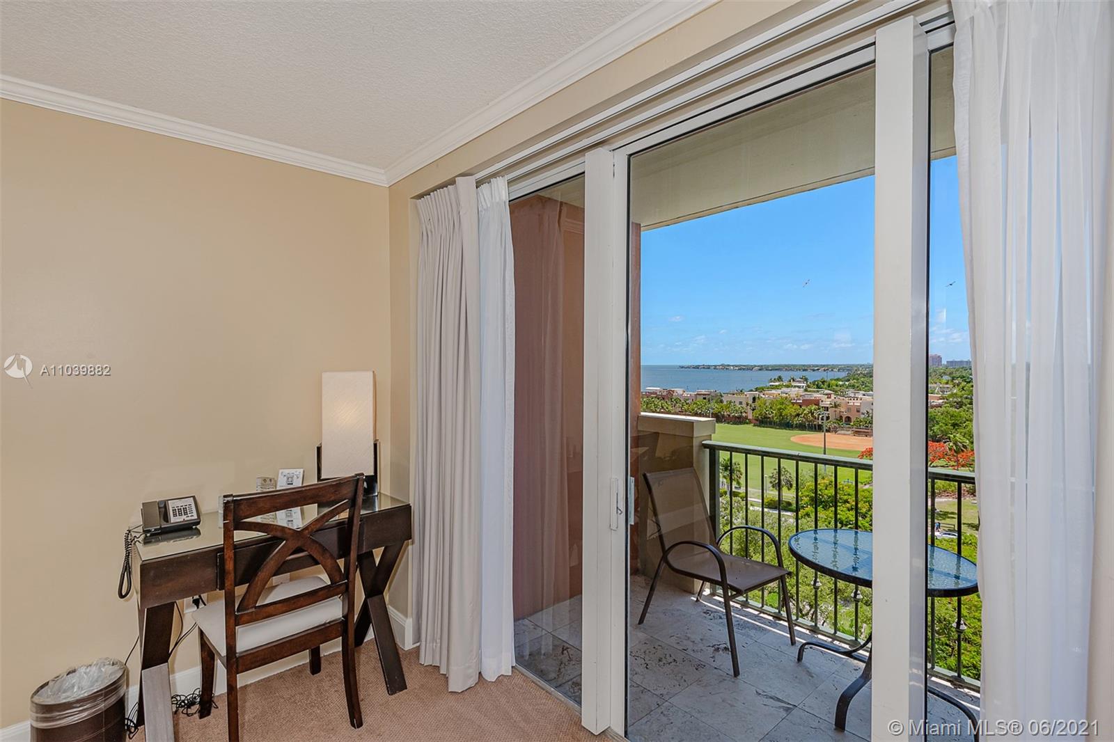 THE MUTINY CONDO - Residential