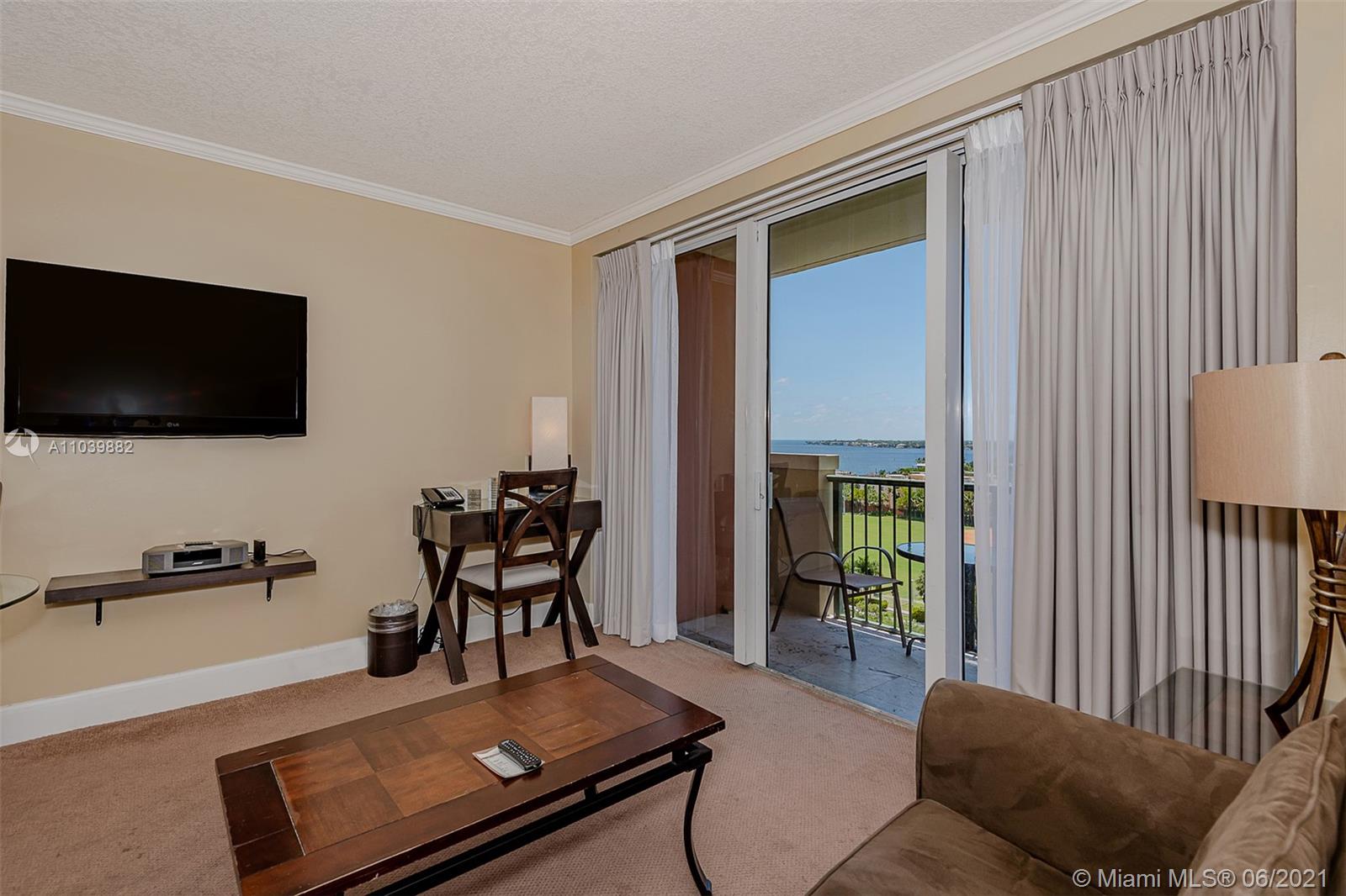 THE MUTINY CONDO - Residential