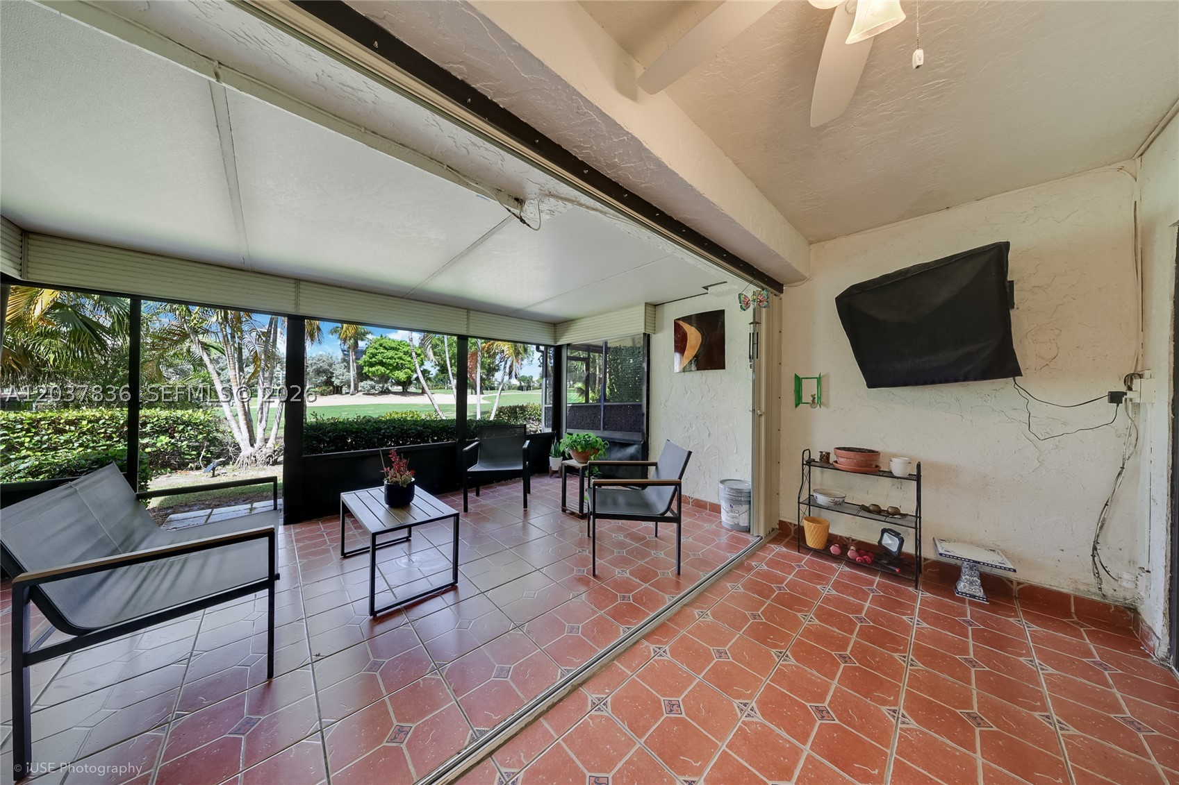 DELVISTA B CONDO - Residential