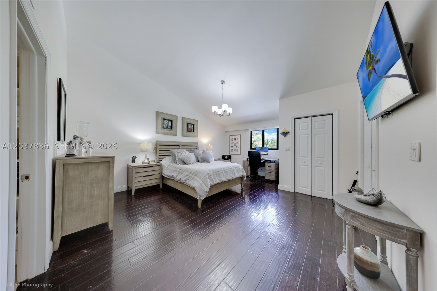 DELVISTA B CONDO - Residential