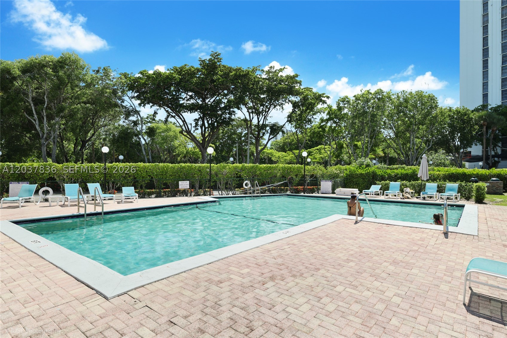 DELVISTA B CONDO - Residential