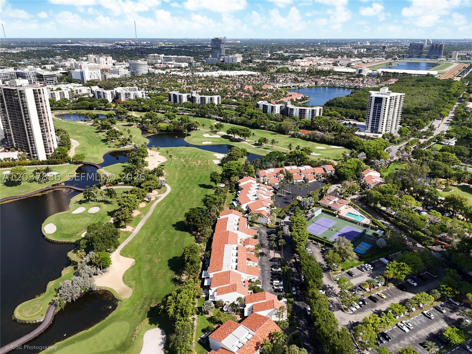DELVISTA B CONDO - Residential
