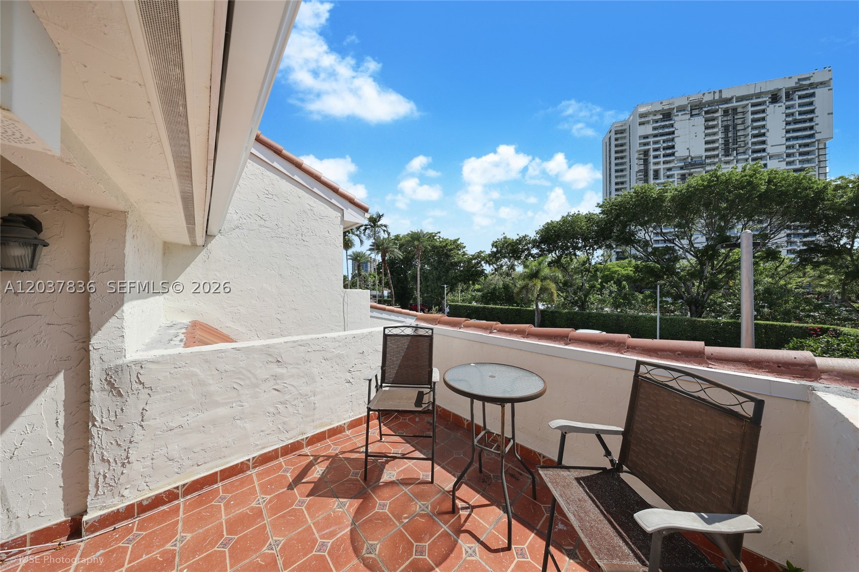DELVISTA B CONDO - Residential