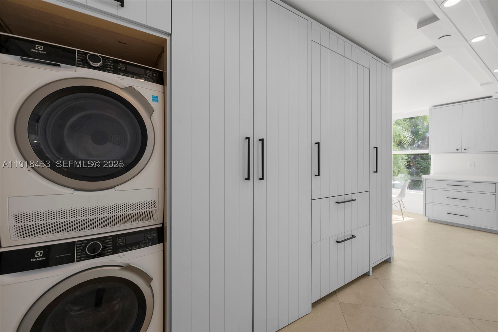 SANDS OF KEY BISCAYNE CON - Residential