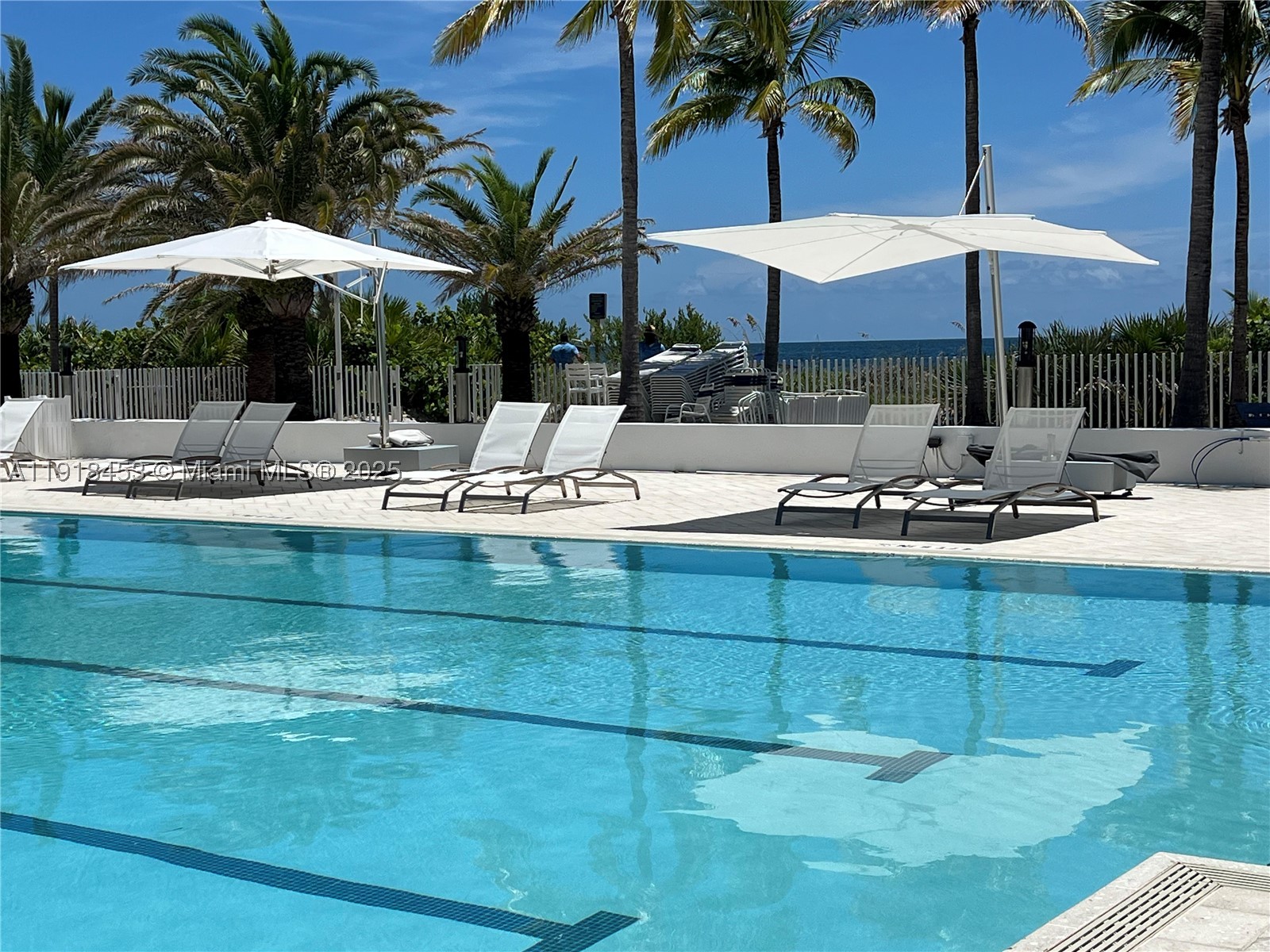 SANDS OF KEY BISCAYNE CON - Residential