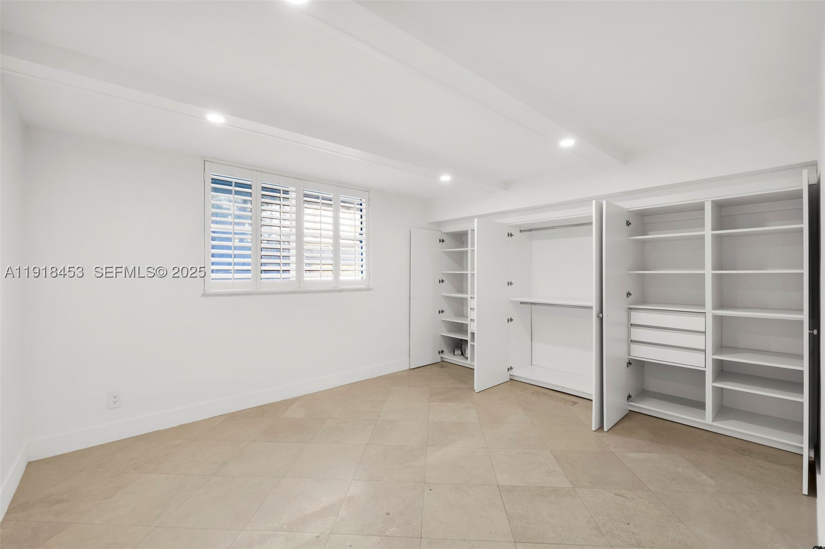 SANDS OF KEY BISCAYNE CON - Residential