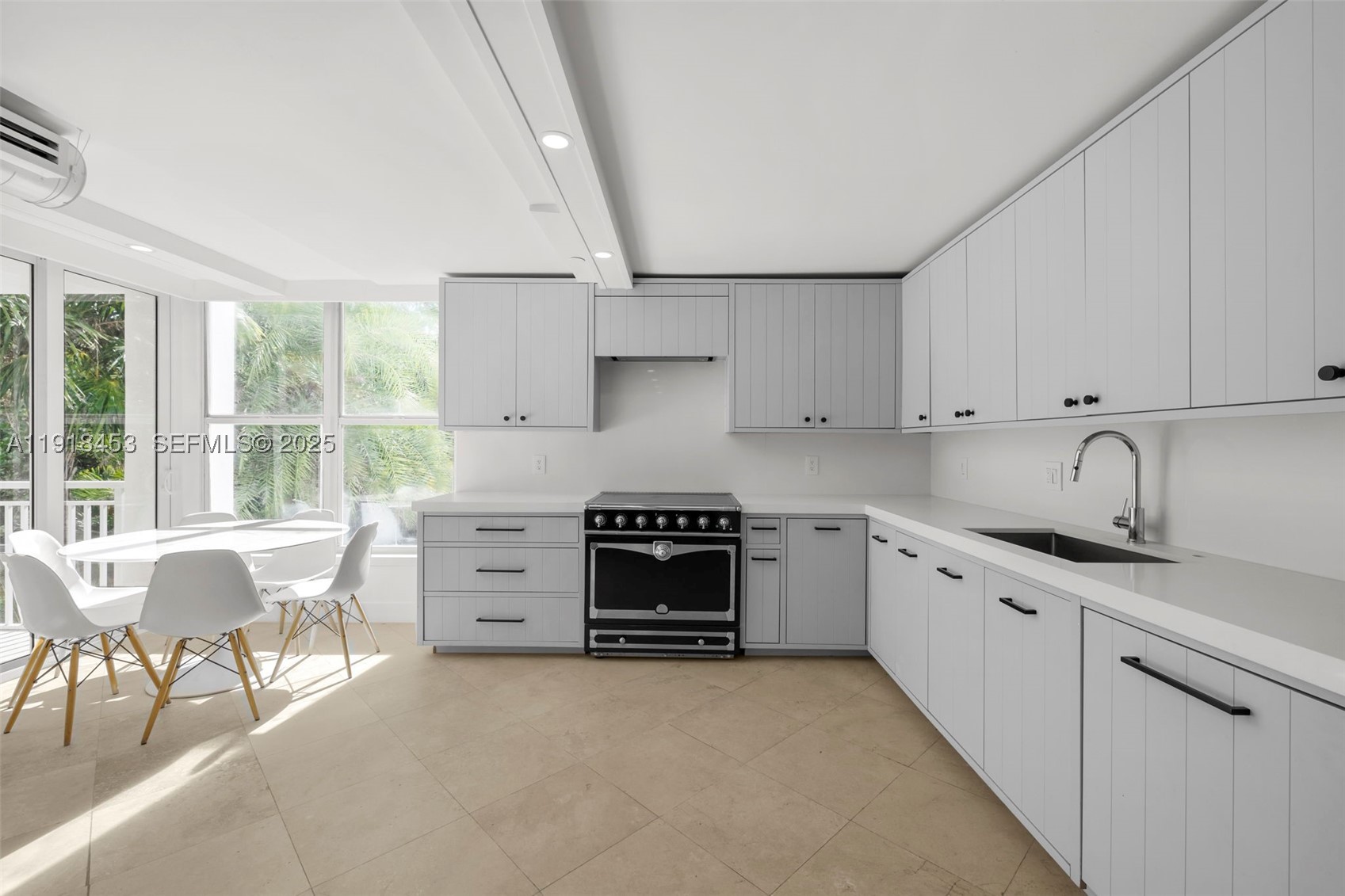SANDS OF KEY BISCAYNE CON - Residential
