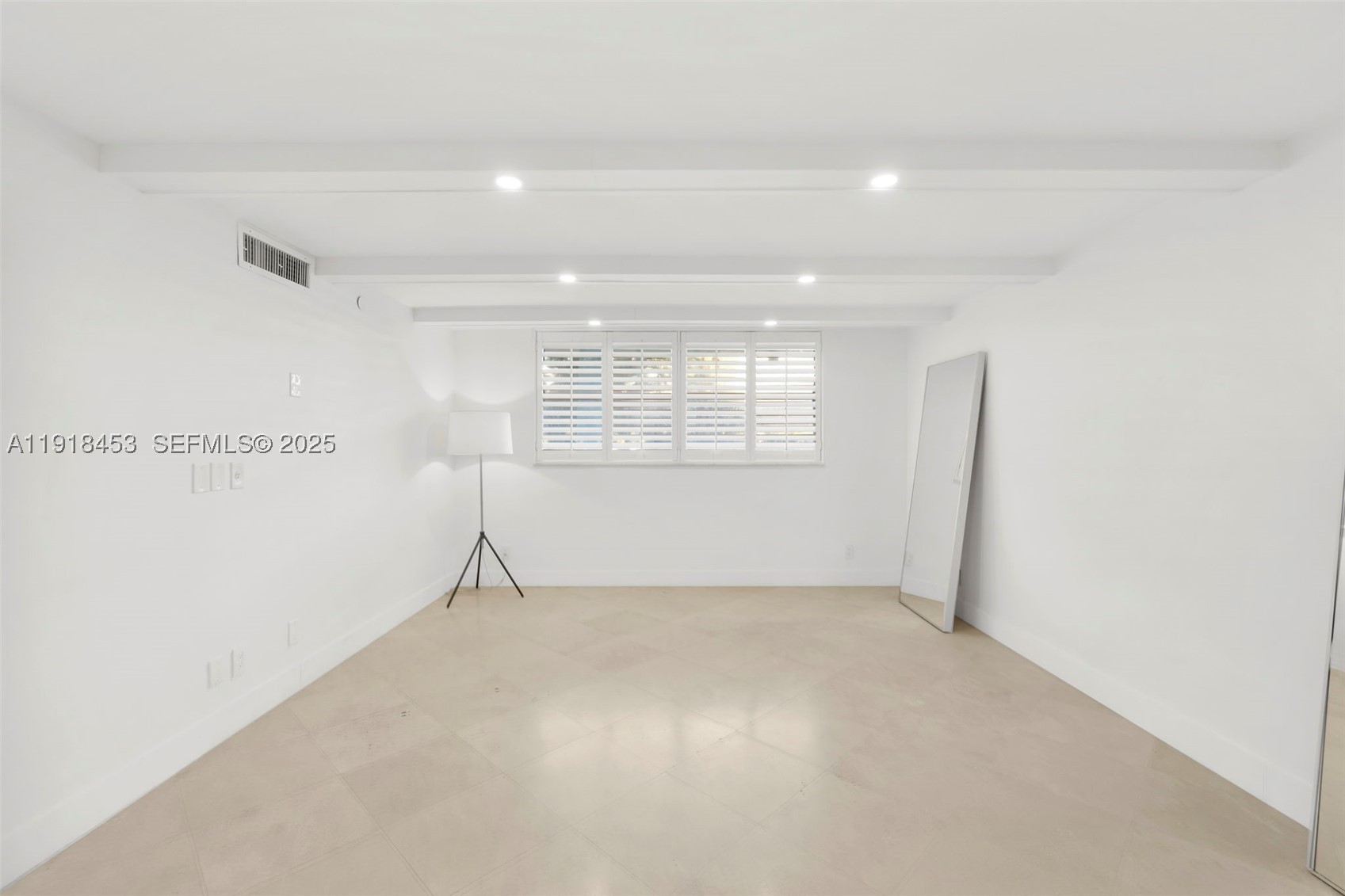 SANDS OF KEY BISCAYNE CON - Residential