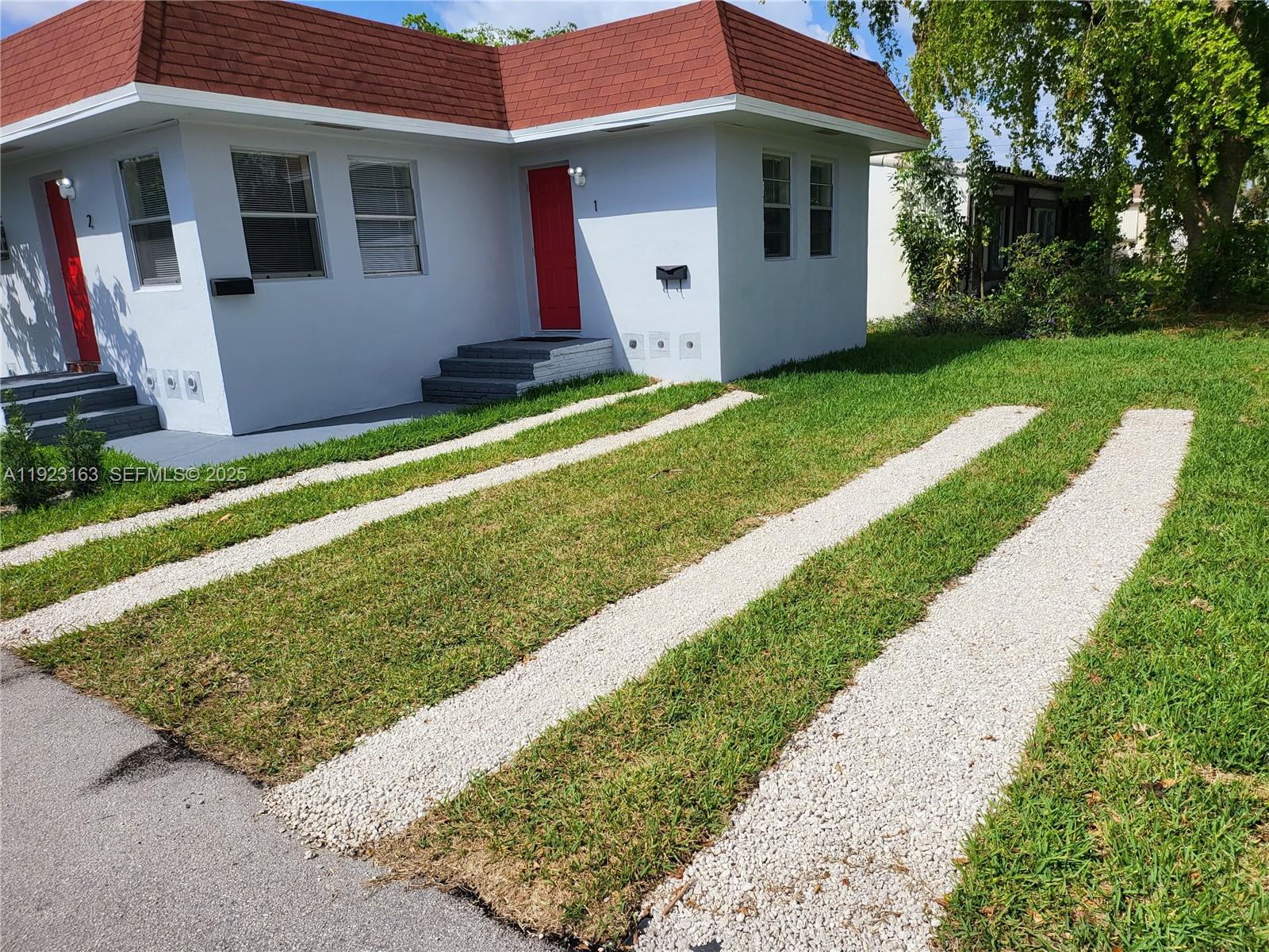HOLLYWOOD PARK - Residential Income