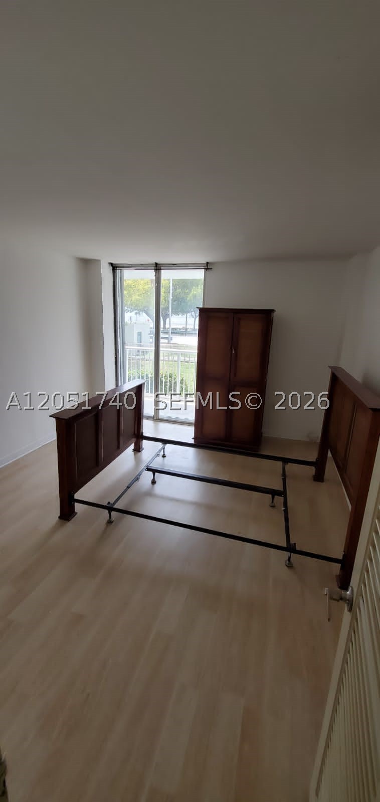 BRICKELL BISCAYNE CONDO - Residential Lease