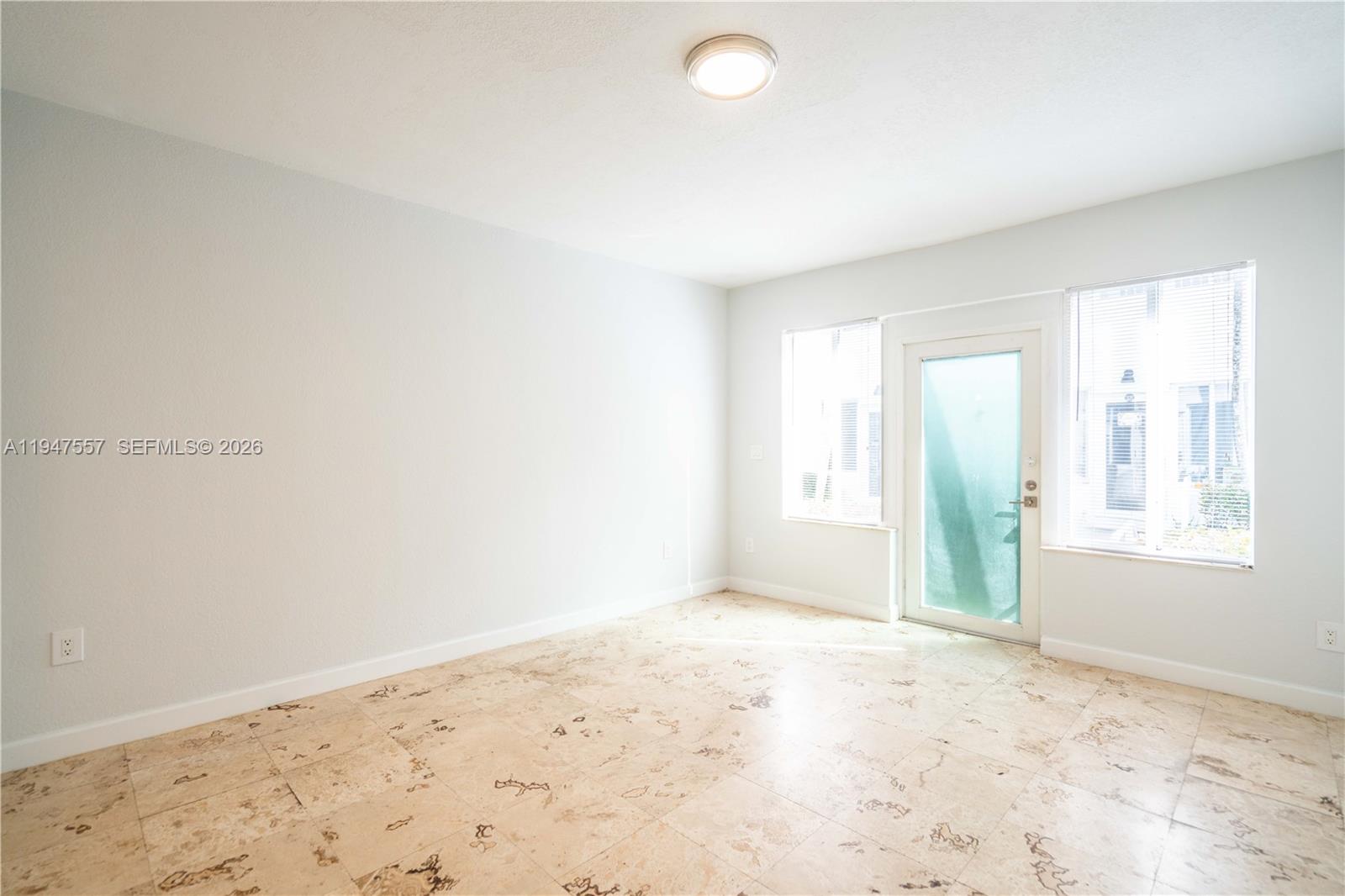 BAYVIEW TOWNHOMES CONDO - Residential Lease