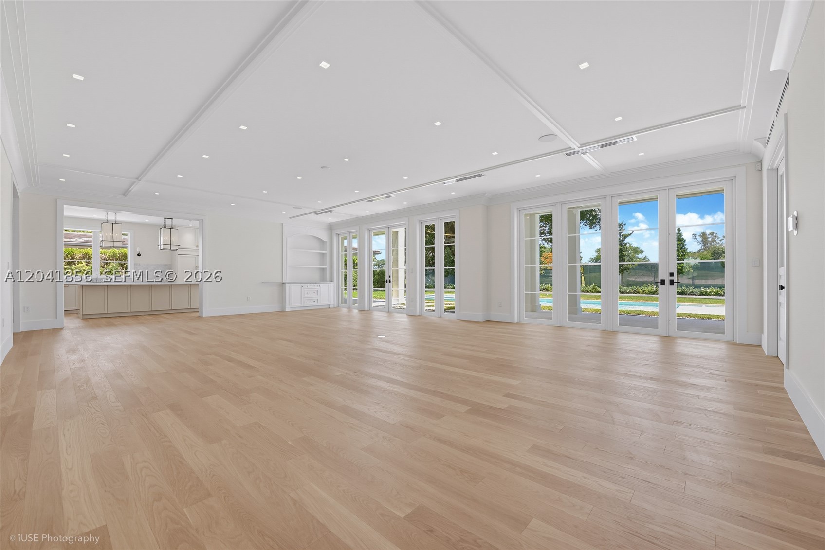 CORAL GABLES COUNTRY CLUB - Residential
