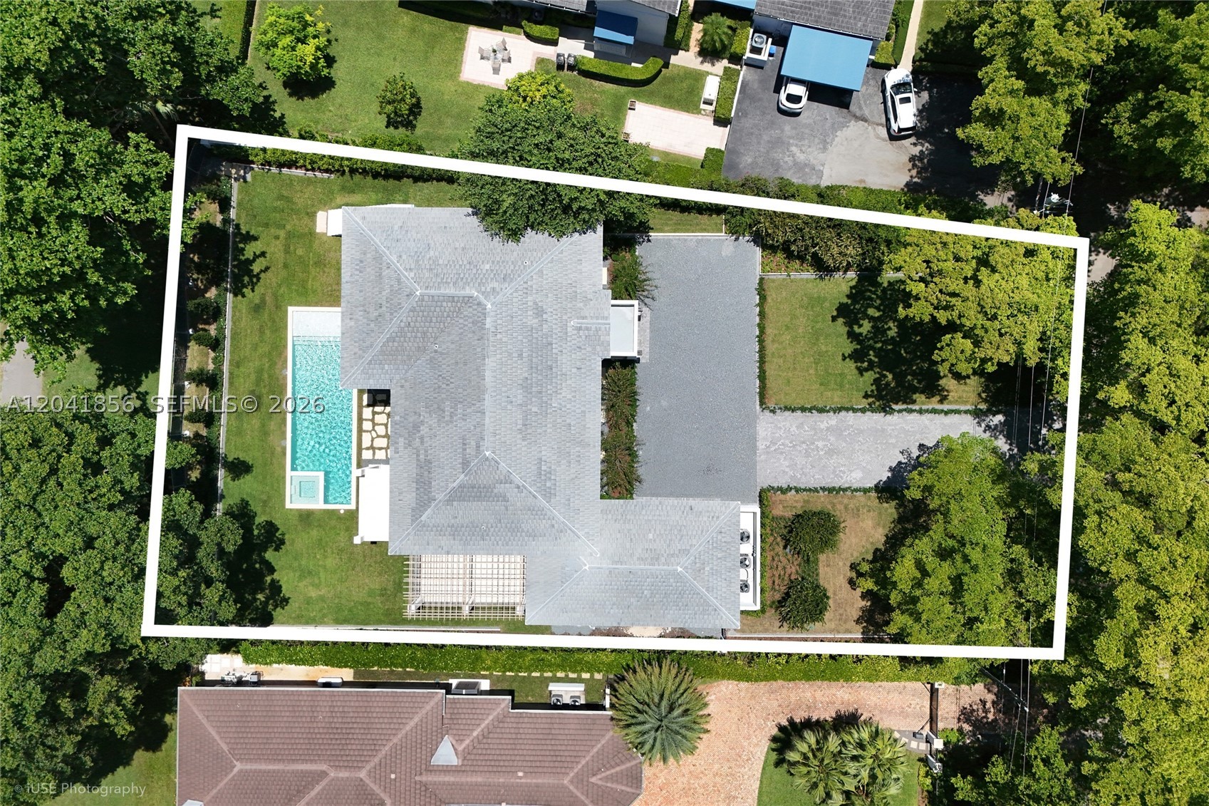 CORAL GABLES COUNTRY CLUB - Residential