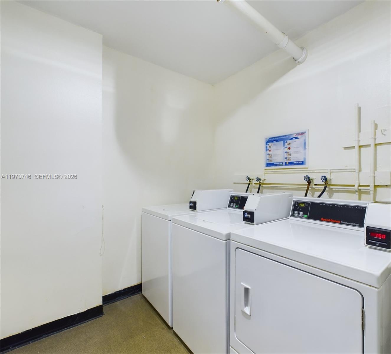 BAYVIEW TOWERS CONDO SOUT - Residential