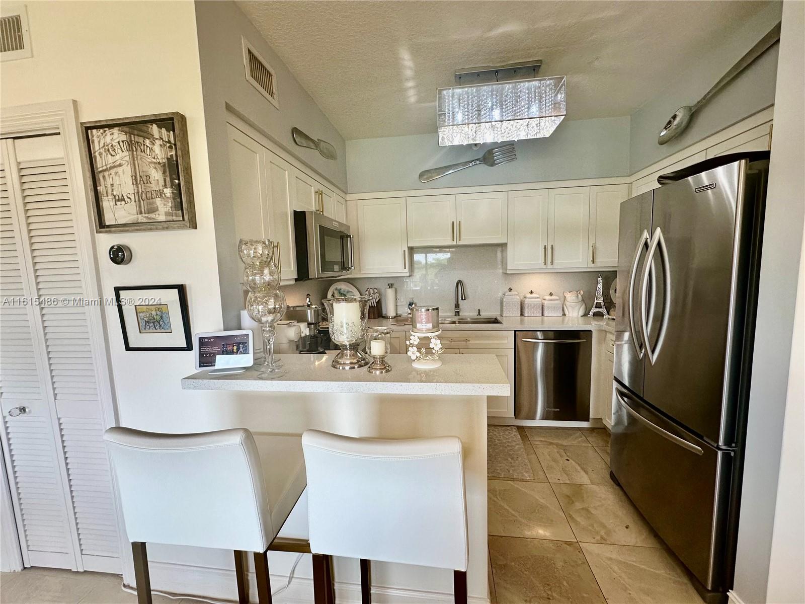 VILLA ISABELLA CONDO - Residential Lease