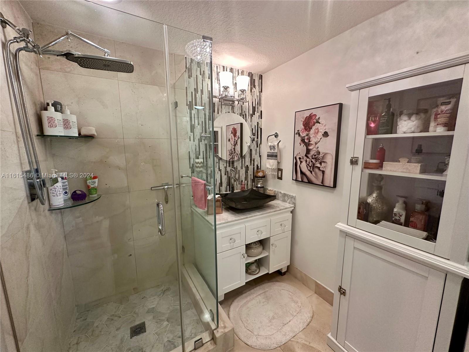 VILLA ISABELLA CONDO - Residential Lease