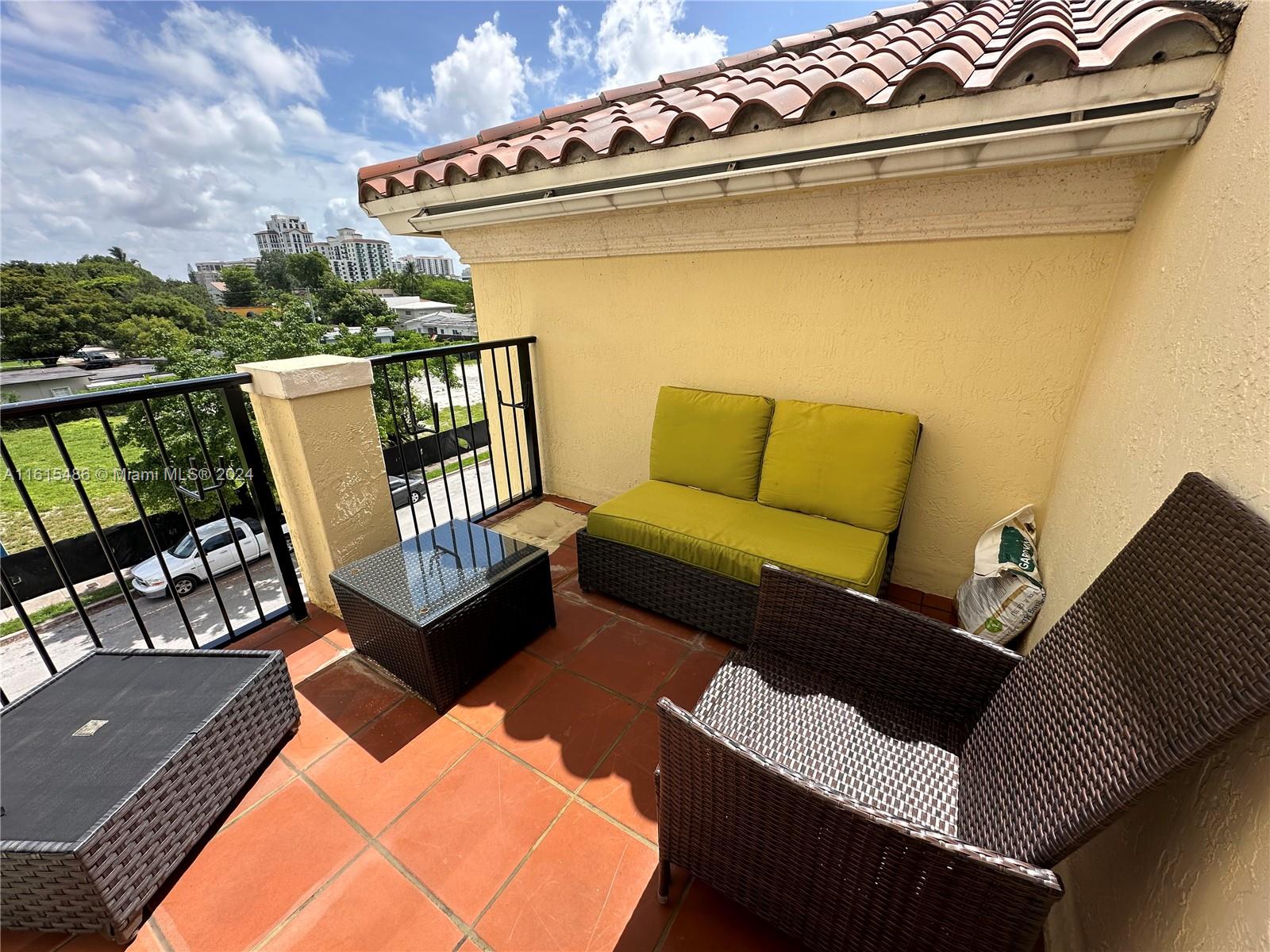VILLA ISABELLA CONDO - Residential Lease