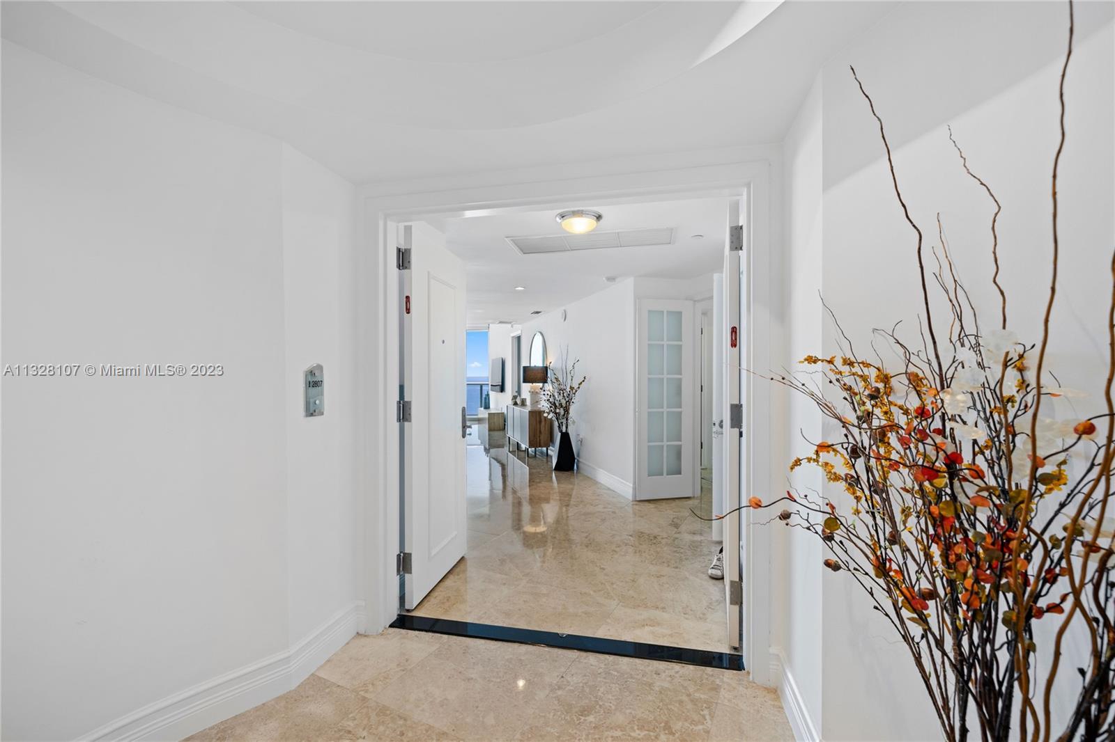 Jade Beach Condo - Residential Lease