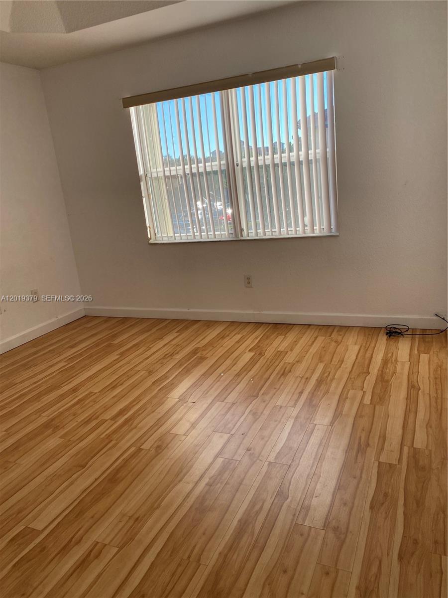 VILLAS AT CARMEL CONDO - Residential Lease