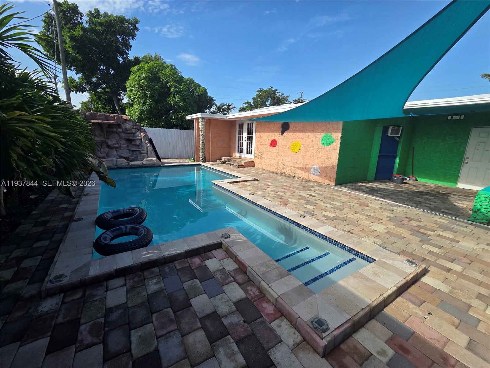IRONS MANOR HIGH PINE ADD - Residential
