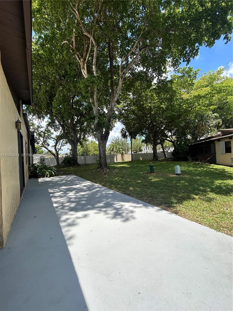 VILLAS AT CARRIAGE HILLS - Residential