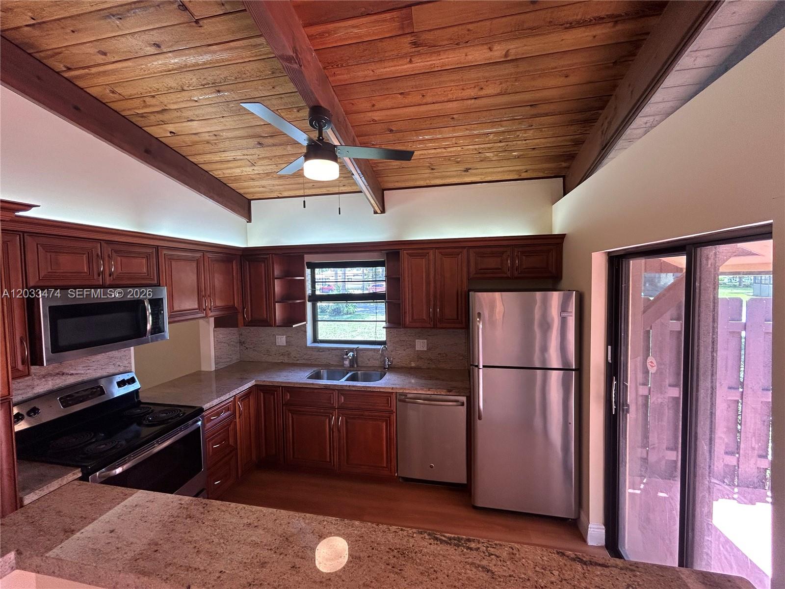 VILLAS AT CARRIAGE HILLS - Residential