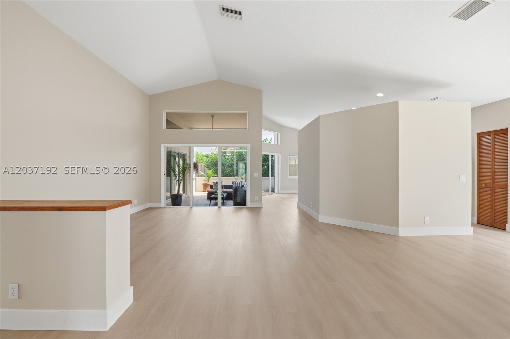 The Lakes - Residential