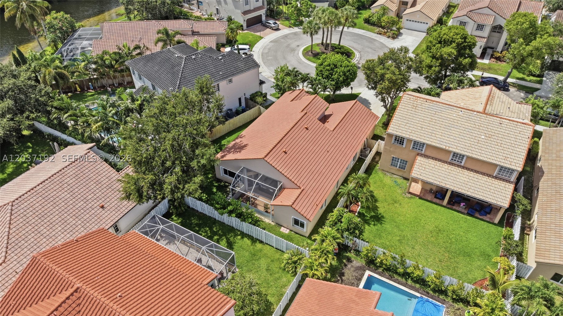The Lakes - Residential