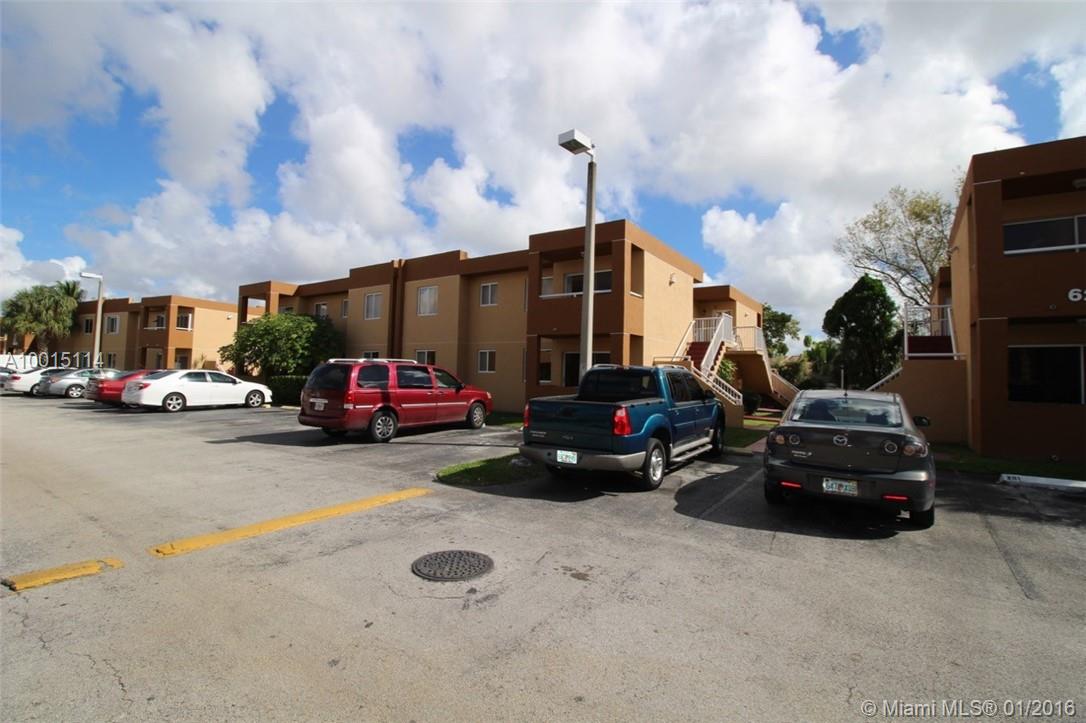 LAKE FOREST PARK CONDO VI - Residential Lease
