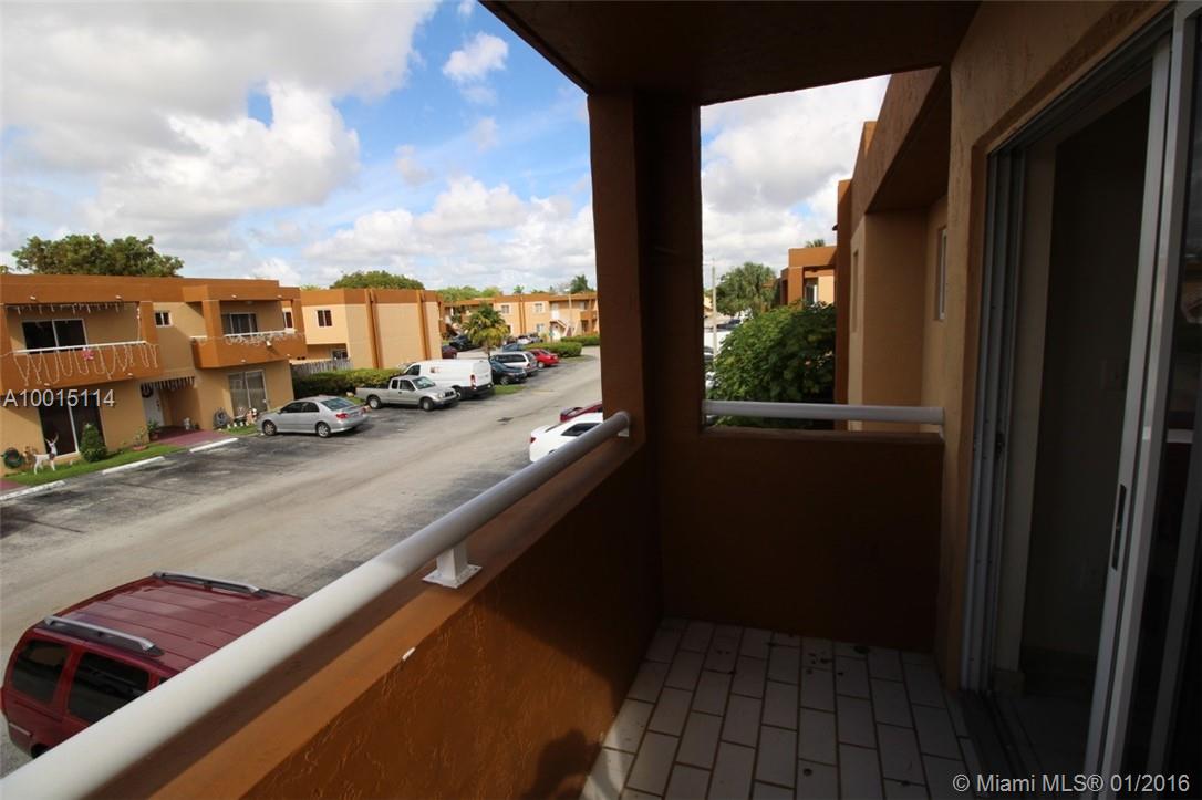 LAKE FOREST PARK CONDO VI - Residential Lease