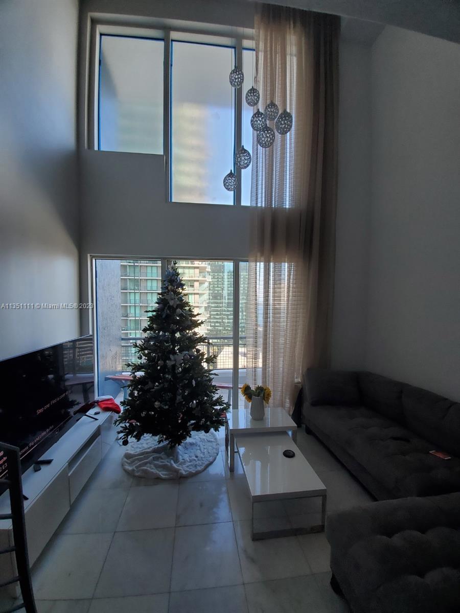INFINITY AT BRICKELL COND - Residential Lease