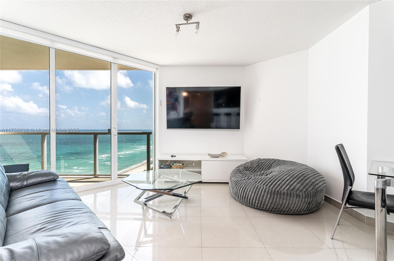 LA PERLA CONDO - Residential