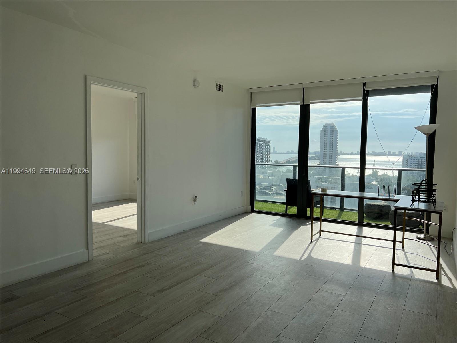 3401 MIDTOWN CONDO - Residential