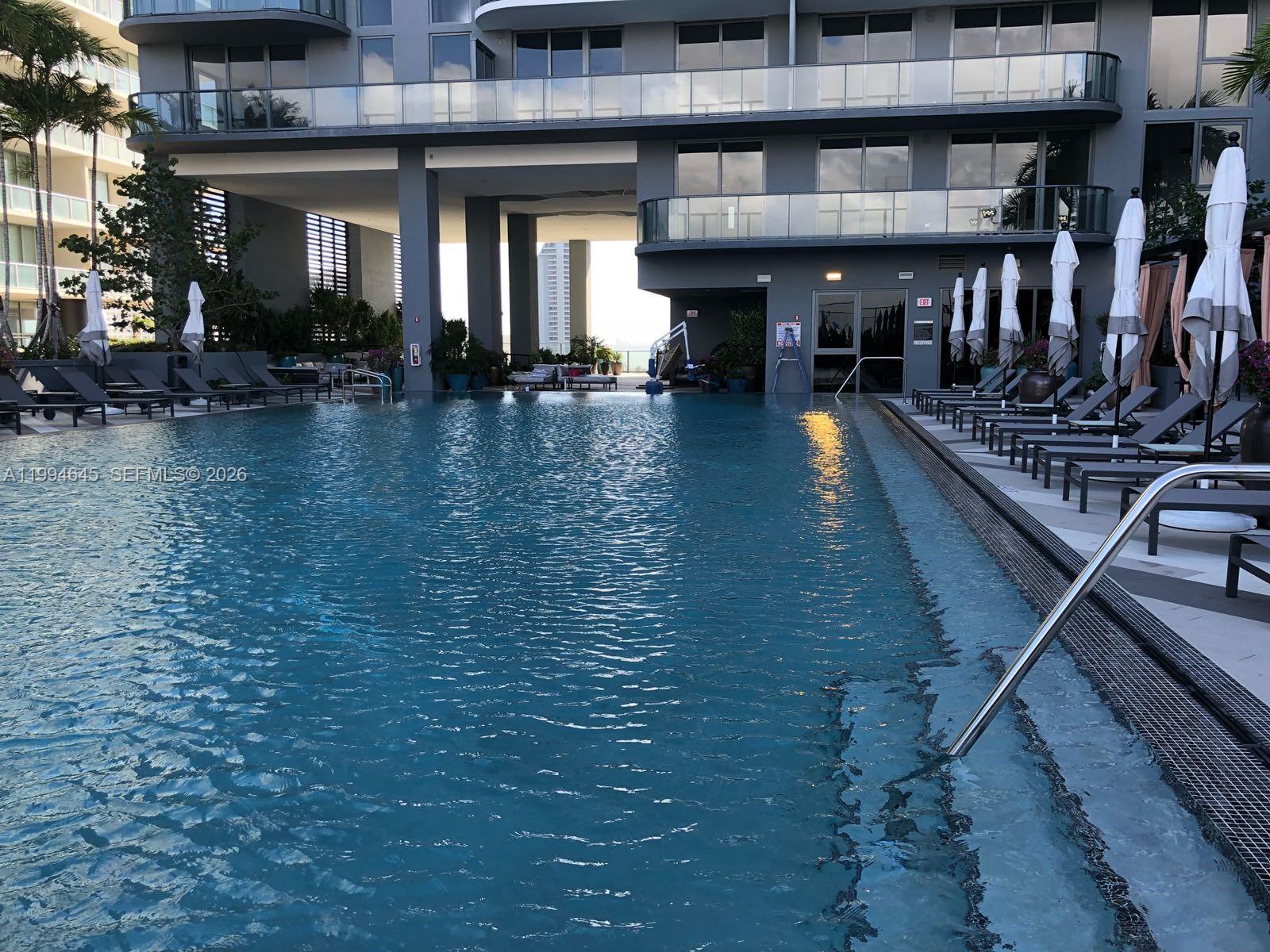 3401 MIDTOWN CONDO - Residential