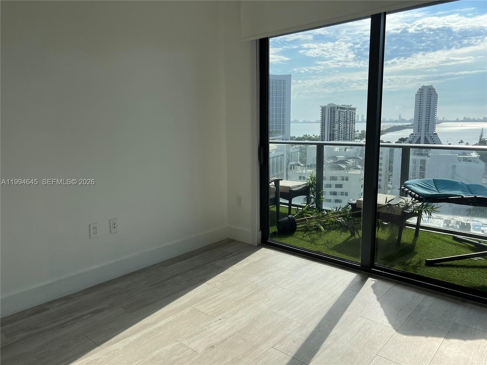 3401 MIDTOWN CONDO - Residential