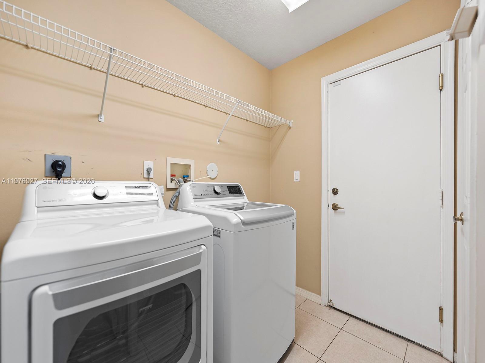 PEMBROKE FALLS PH 5 - Residential