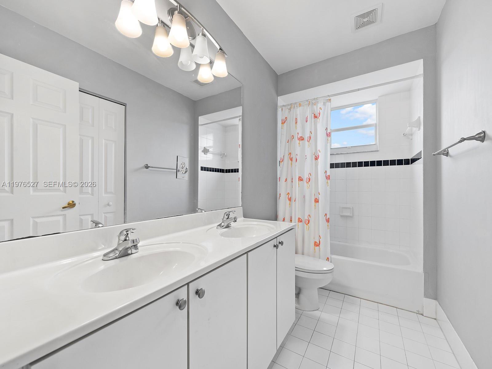 PEMBROKE FALLS PH 5 - Residential